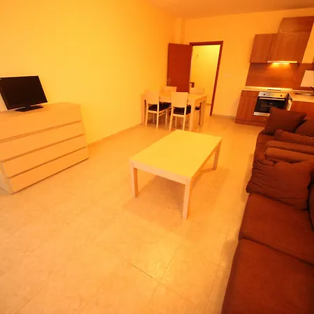 Menada In Karolina Lejlighed