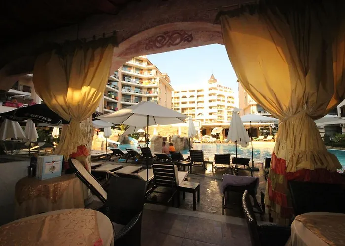 Menada In Karolina Lejlighed