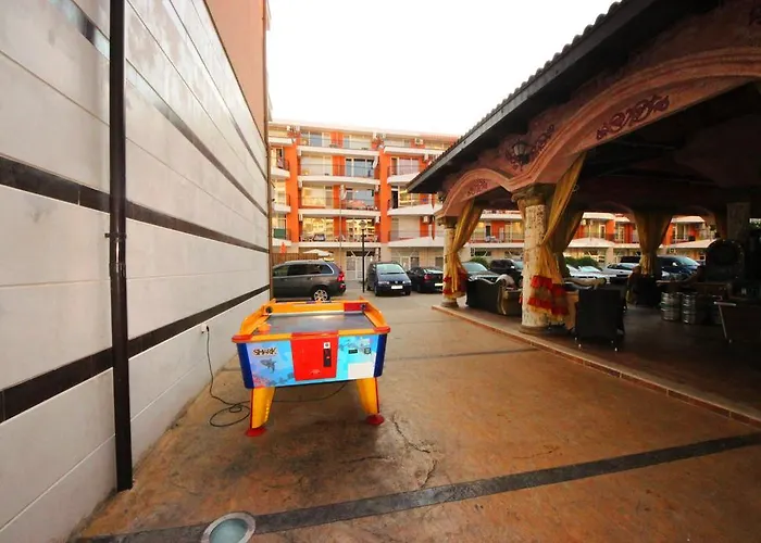 Menada In Karolina Lejlighed