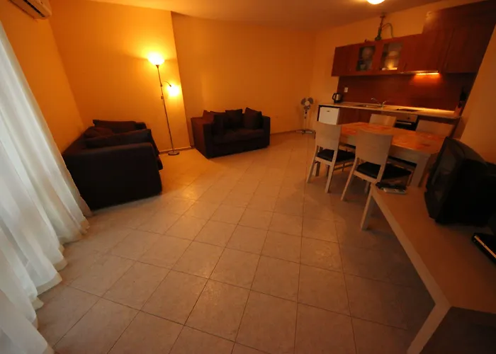 Menada In Karolina *