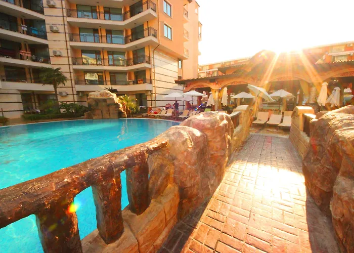 Menada In Karolina Lejlighed *