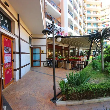 アパート Menada In Karolina