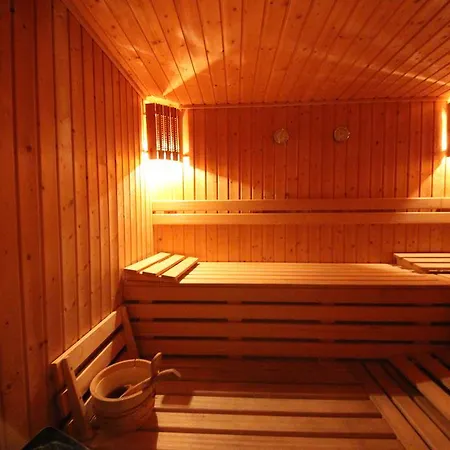 Menada In Karolina Lejlighed