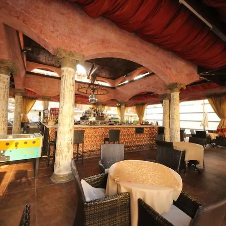 Апартамент Menada In Karolina Слънчев бряг