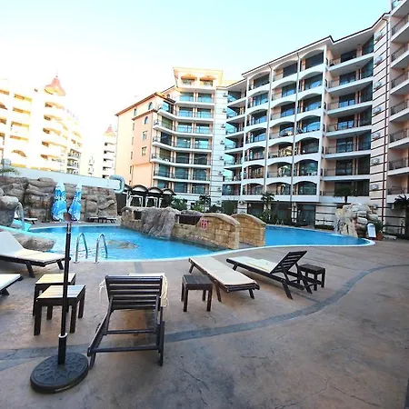 Апартамент Menada In Karolina