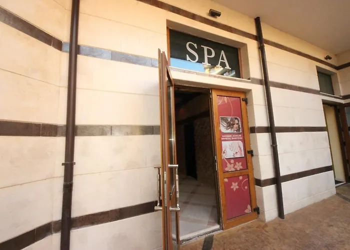 Menada In Karolina Apartment *