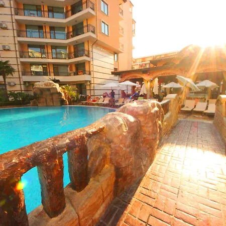 Menada In Karolina Daire *